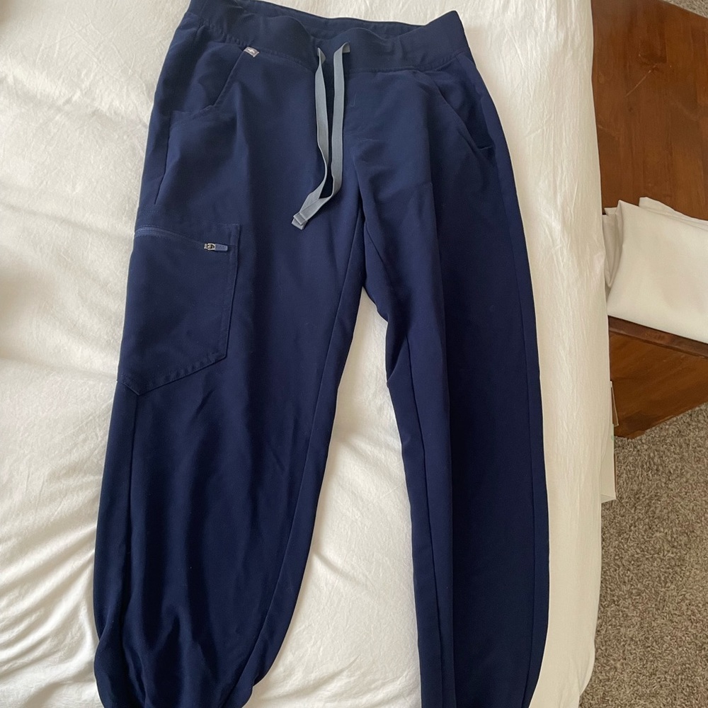 Figs Navy Blue Jogger Scrubs